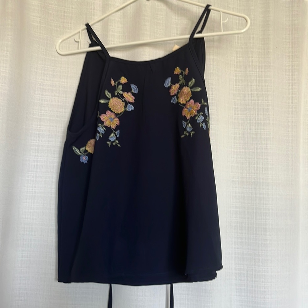 Tjmaxx tank top size medium